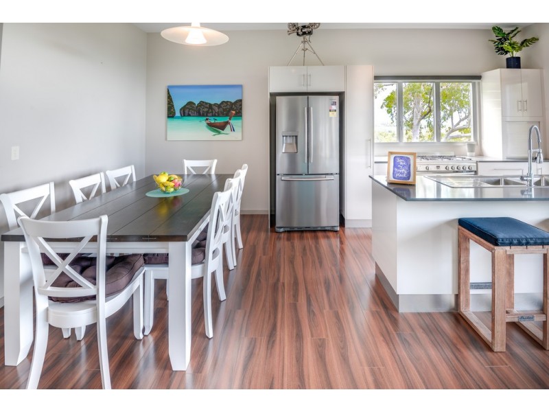 30/9 Savaii Close, Palm Cove QLD 4879