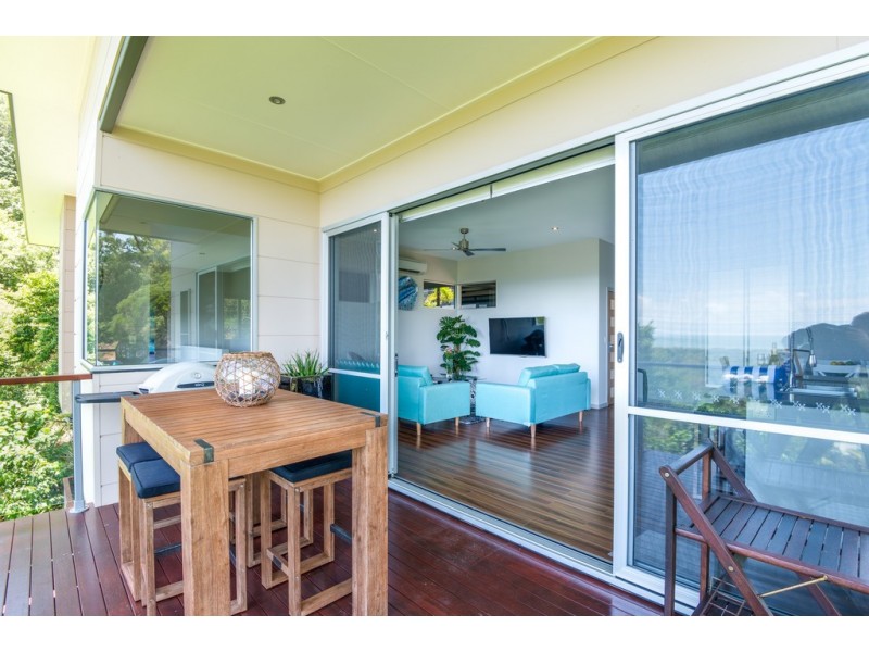 30/9 Savaii Close, Palm Cove QLD 4879