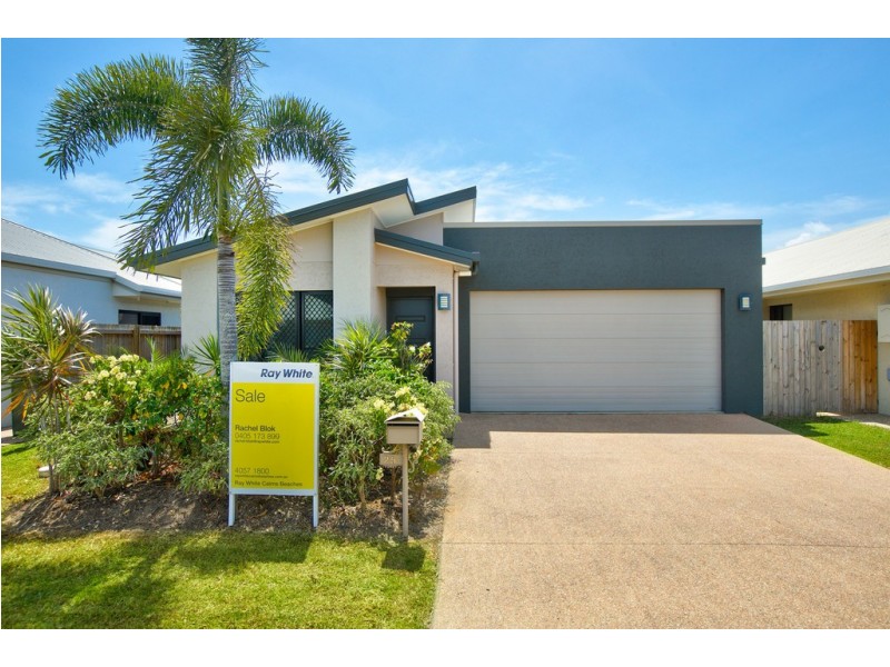 25 Castleton Entrance, Smithfield QLD 4878