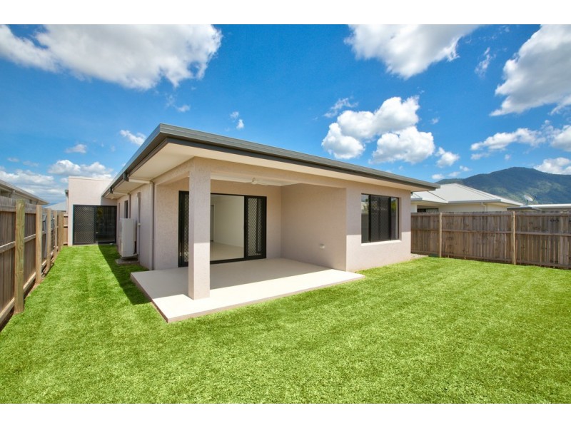 25 Castleton Entrance, Smithfield QLD 4878