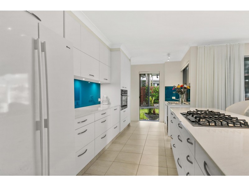 1 Seashell Crescent, Trinity Beach QLD 4879