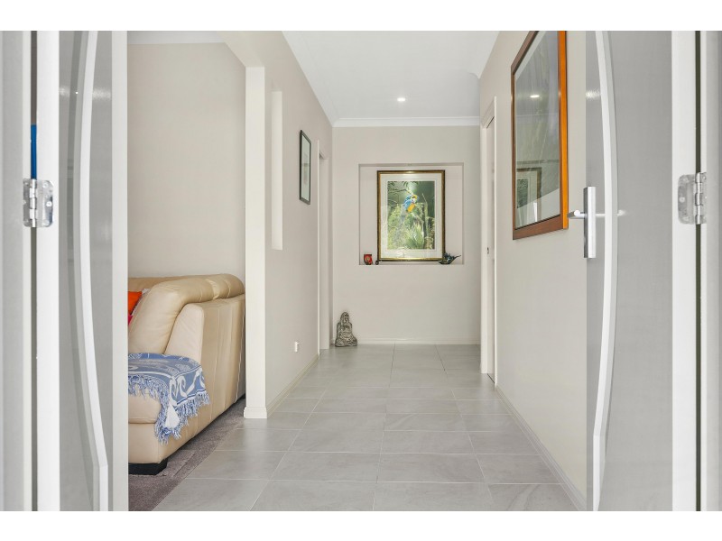 1 Seashell Crescent, Trinity Beach QLD 4879