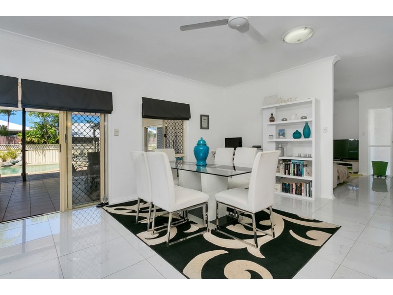 18 Plaintain Street, Kewarra Beach QLD 4879