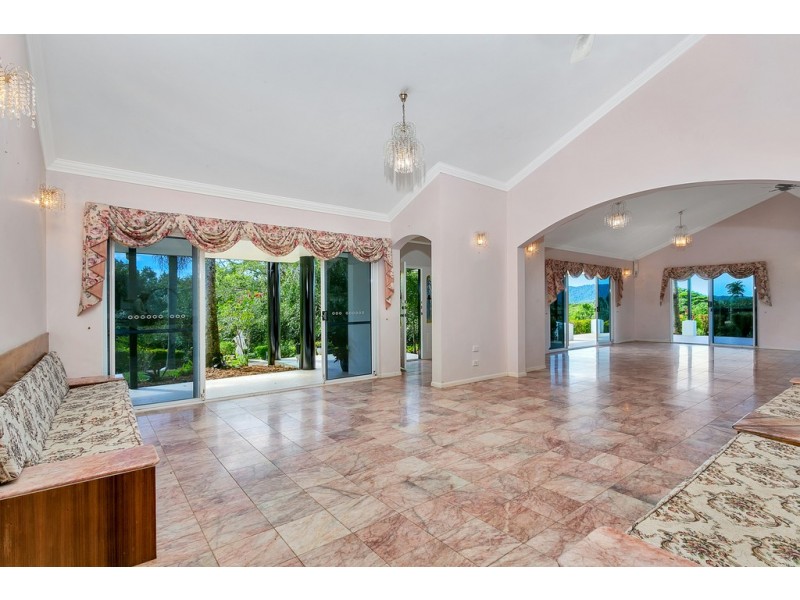 14 Greenhills Road, Kuranda QLD 4881