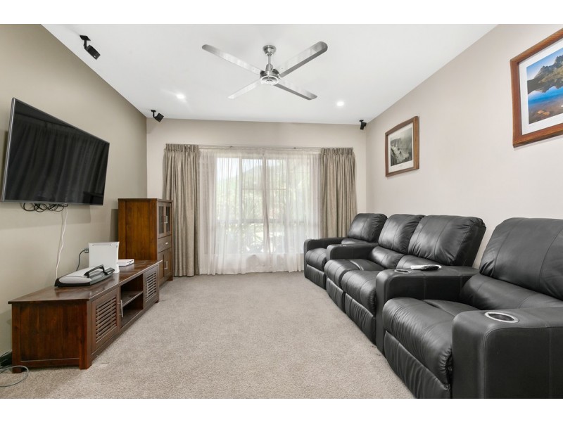 34 Thrush Tce, Clifton Beach QLD 4879