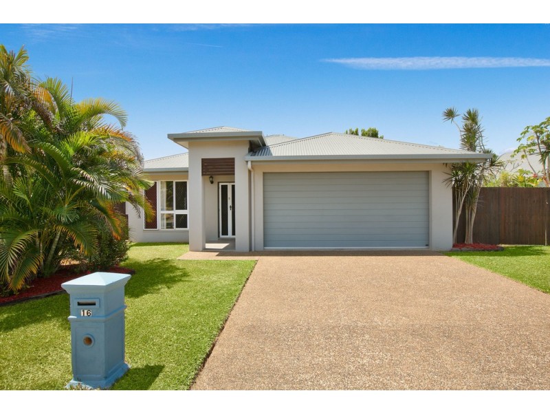 16 Hetherton Street, Smithfield QLD 4878