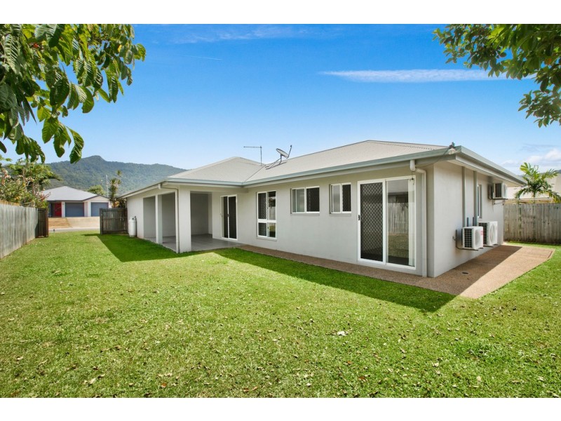 16 Hetherton Street, Smithfield QLD 4878
