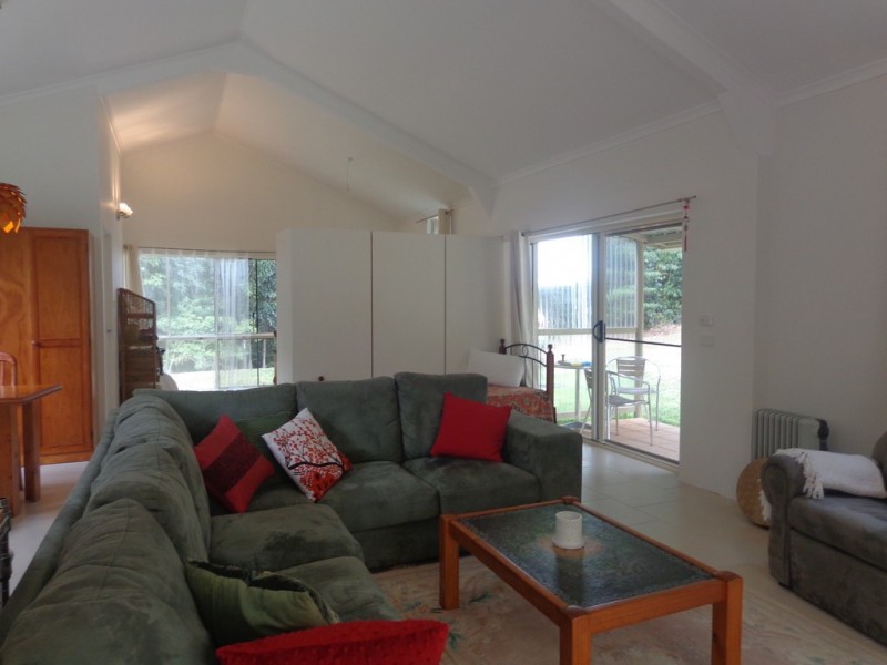 1B Spring Cr, Kuranda QLD 4881