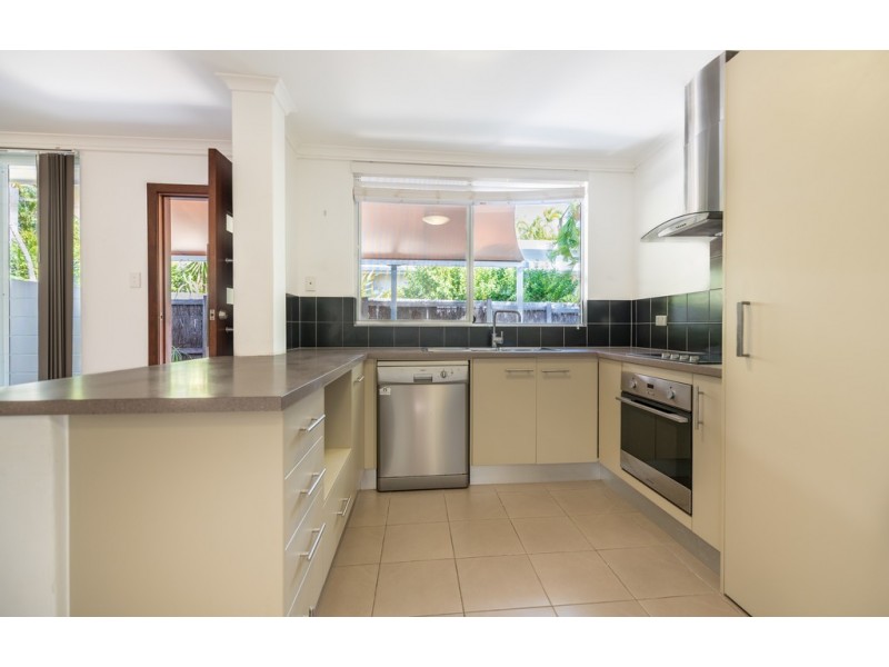 1/38 Petersen Street, Trinity Beach QLD 4879