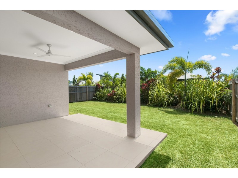 25 Castleton Entrance, Smithfield QLD 4878