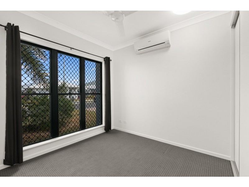 25 Castleton Entrance, Smithfield QLD 4878