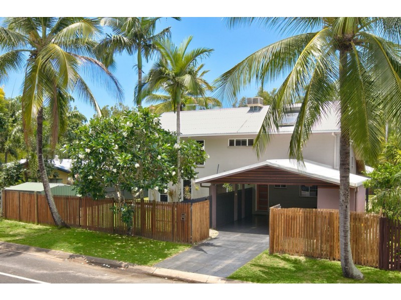 72 Wistaria Street, Holloways Beach QLD 4878