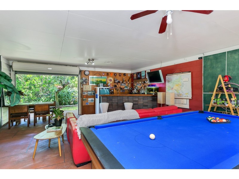 15 Stanton Road, Smithfield QLD 4878