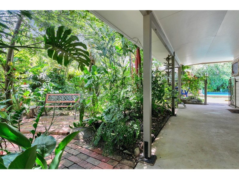 15 Stanton Road, Smithfield QLD 4878