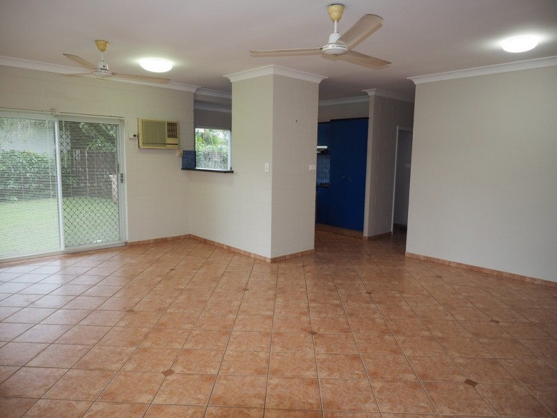 7 Pandora Close, Bentley Park QLD 4869