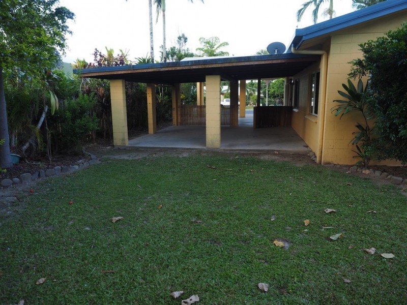 7 Pandora Close, Bentley Park QLD 4869