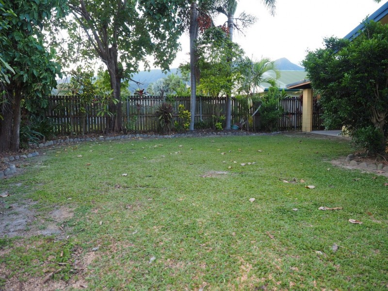 7 Pandora Close, Bentley Park QLD 4869