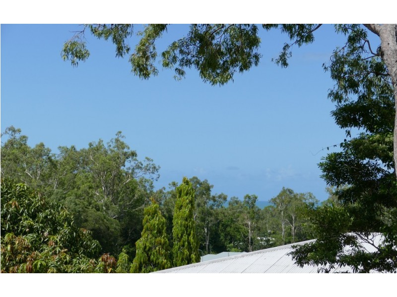 55 Leonard Street, Kewarra Beach QLD 4879