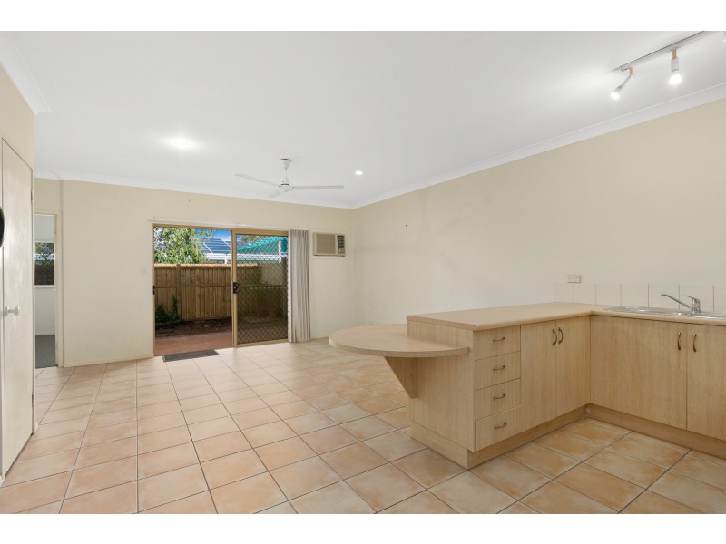 4/5-7 Oyster Court, Trinity Beach QLD 4879