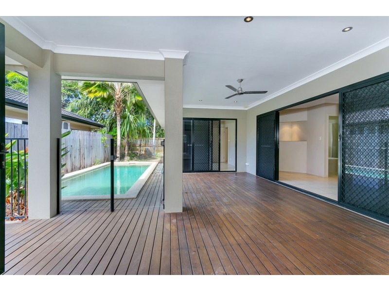 10B Michelia Street, Palm Cove QLD 4879