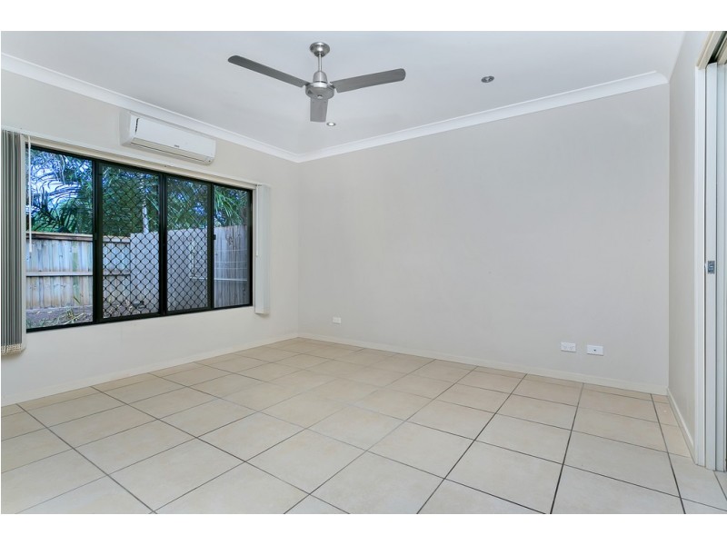 10B Michelia Street, Palm Cove QLD 4879