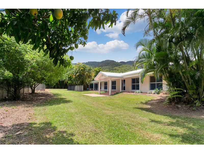 12 Stevens Street, Clifton Beach QLD 4879