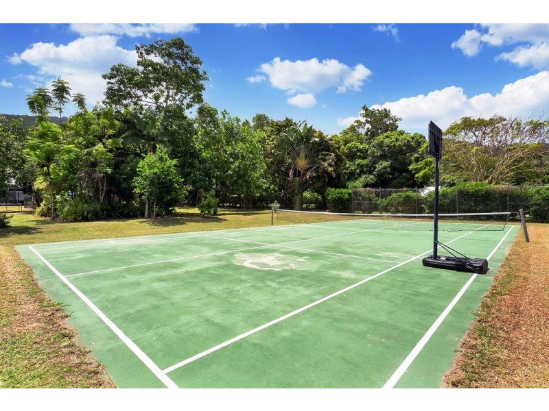 12 Stevens Street, Clifton Beach QLD 4879