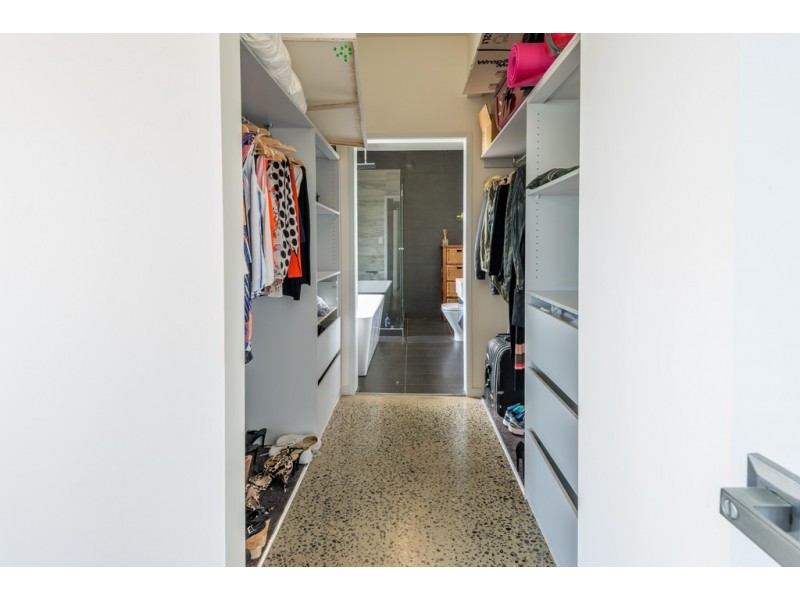 27/9 Savaii Close, Palm Cove QLD 4879