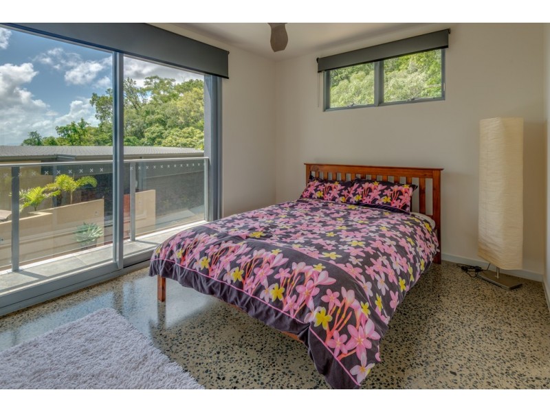 27/9 Savaii Close, Palm Cove QLD 4879