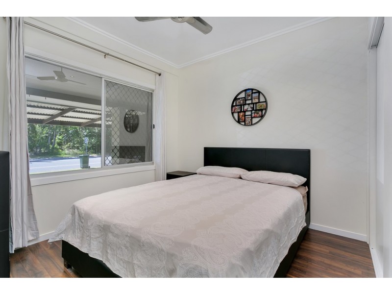 2/106 Wistaria Street, Holloways Beach QLD 4878