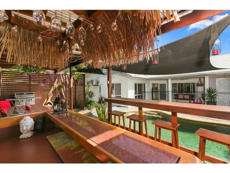 2 Miara Close, Kewarra Beach QLD 4879