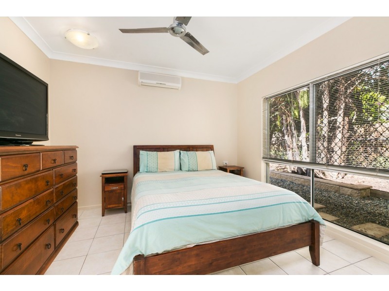 2 Miara Close, Kewarra Beach QLD 4879