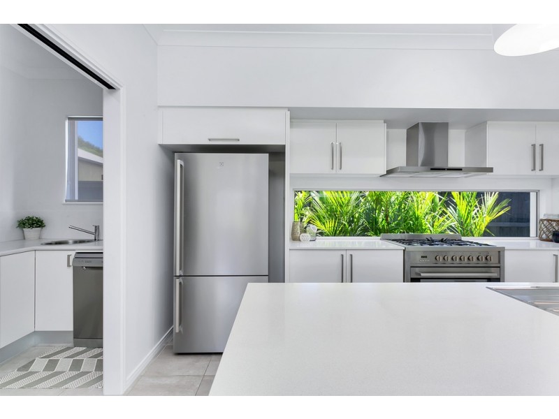 6 Bosun Place, Trinity Beach QLD 4879
