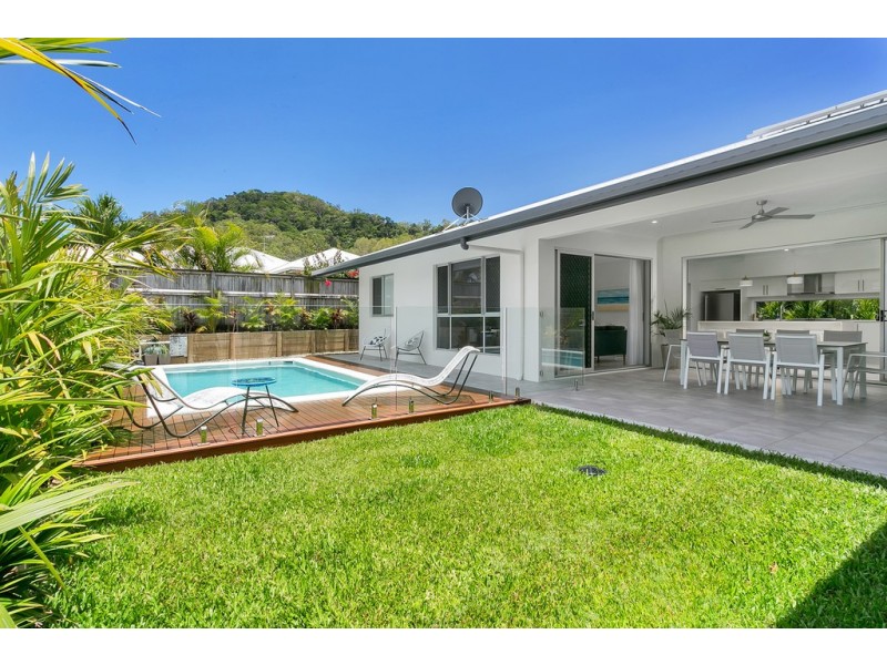 6 Bosun Place, Trinity Beach QLD 4879