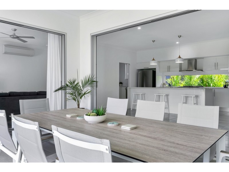 6 Bosun Place, Trinity Beach QLD 4879