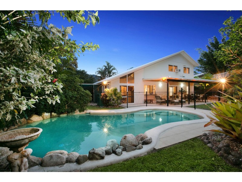 1 Dove Court, Bayview Heights QLD 4868