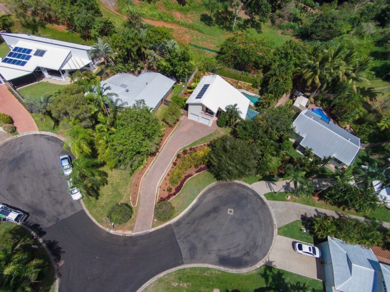 1 Dove Court, Bayview Heights QLD 4868