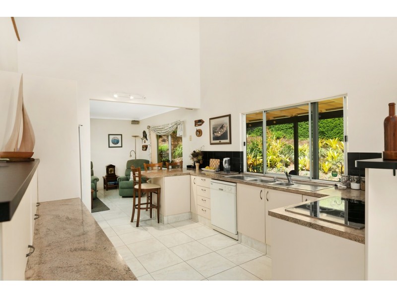 1 Dove Court, Bayview Heights QLD 4868