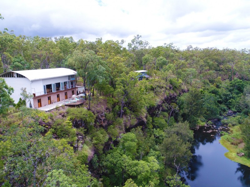 290 Wooroora Rd, Ravenshoe QLD 4888
