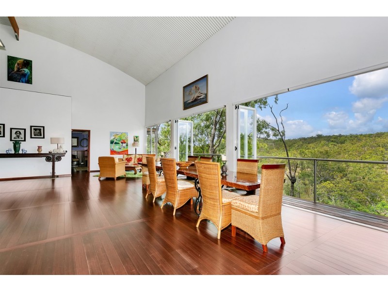 290 Wooroora Rd, Ravenshoe QLD 4888