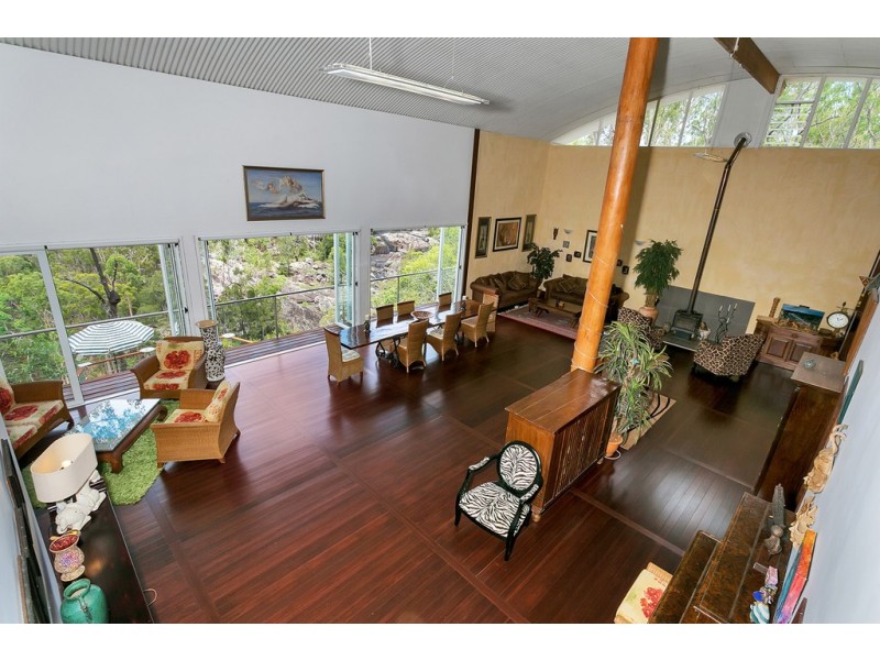 290 Wooroora Rd, Ravenshoe QLD 4888