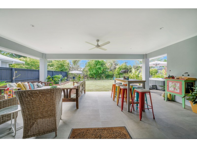 54 Seaways Street, Trinity Beach QLD 4879