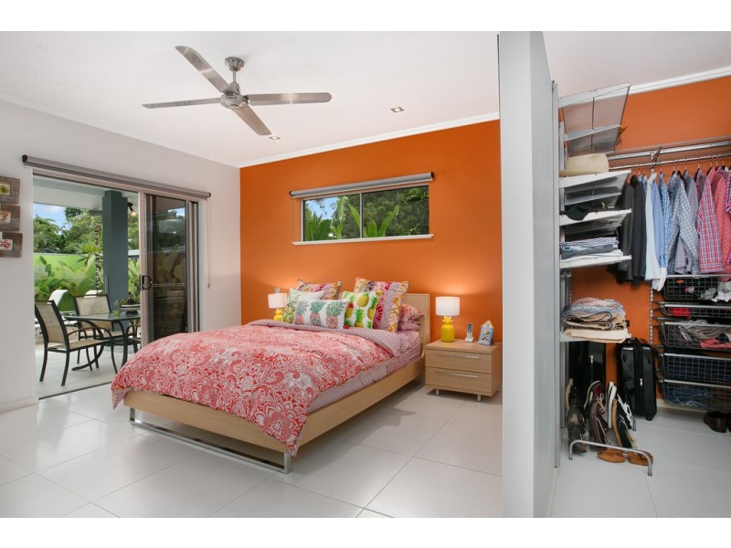 12 Saunders Court, Clifton Beach QLD 4879