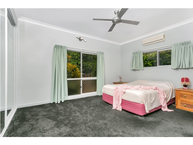 6 Willandra Court, Caravonica QLD 4878