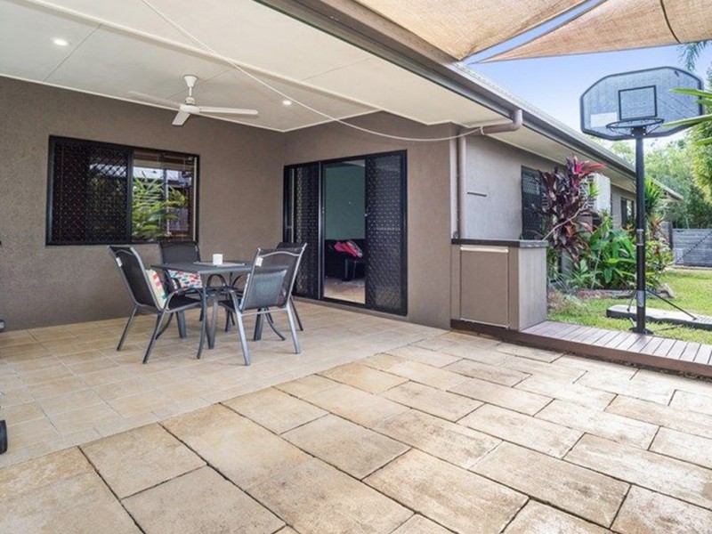 1 Tribulation Close, Kewarra Beach QLD 4879