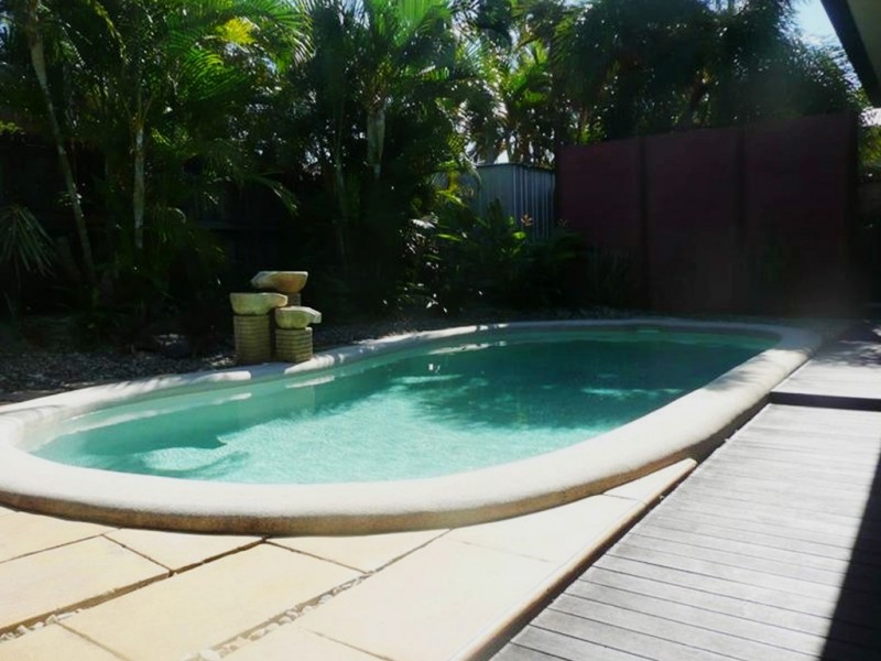 1 Tribulation Close, Kewarra Beach QLD 4879