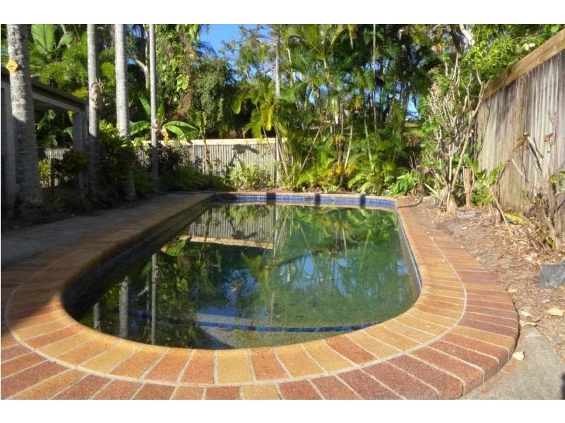 34 Jamieson St, Trinity Beach QLD 4879