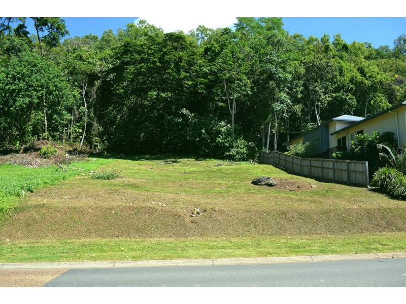 33 Flagship Drive, Trinity Beach QLD 4879