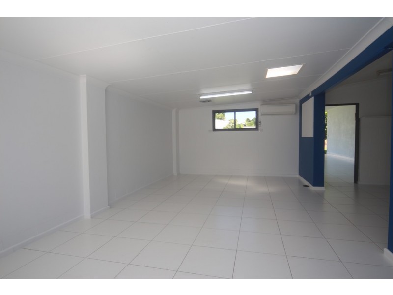 11 Bulolo Close, Trinity Beach QLD 4879