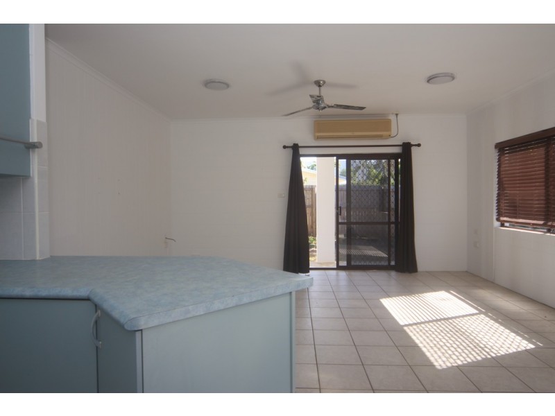 11 Bulolo Close, Trinity Beach QLD 4879